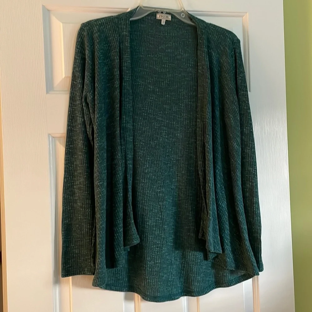 Cardigan - Picture 1 of 2